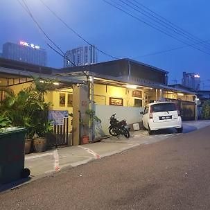 Check Inn ยะโฮร์บาห์รู ภายนอก รูปภาพ